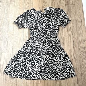 Perfect condition- Nordstrom animal print short sleeve dress